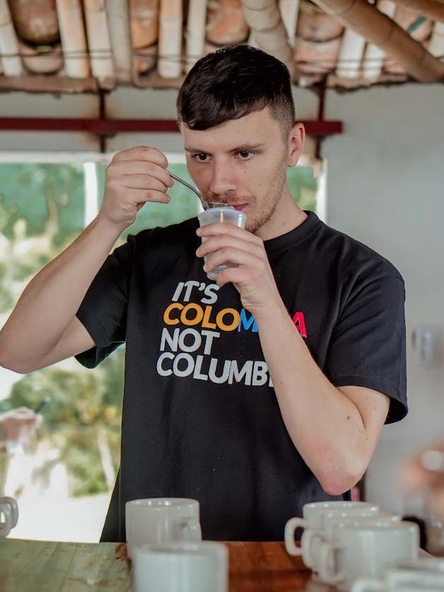 El Fenix Coffee Otel Calarcá Dış mekan fotoğraf