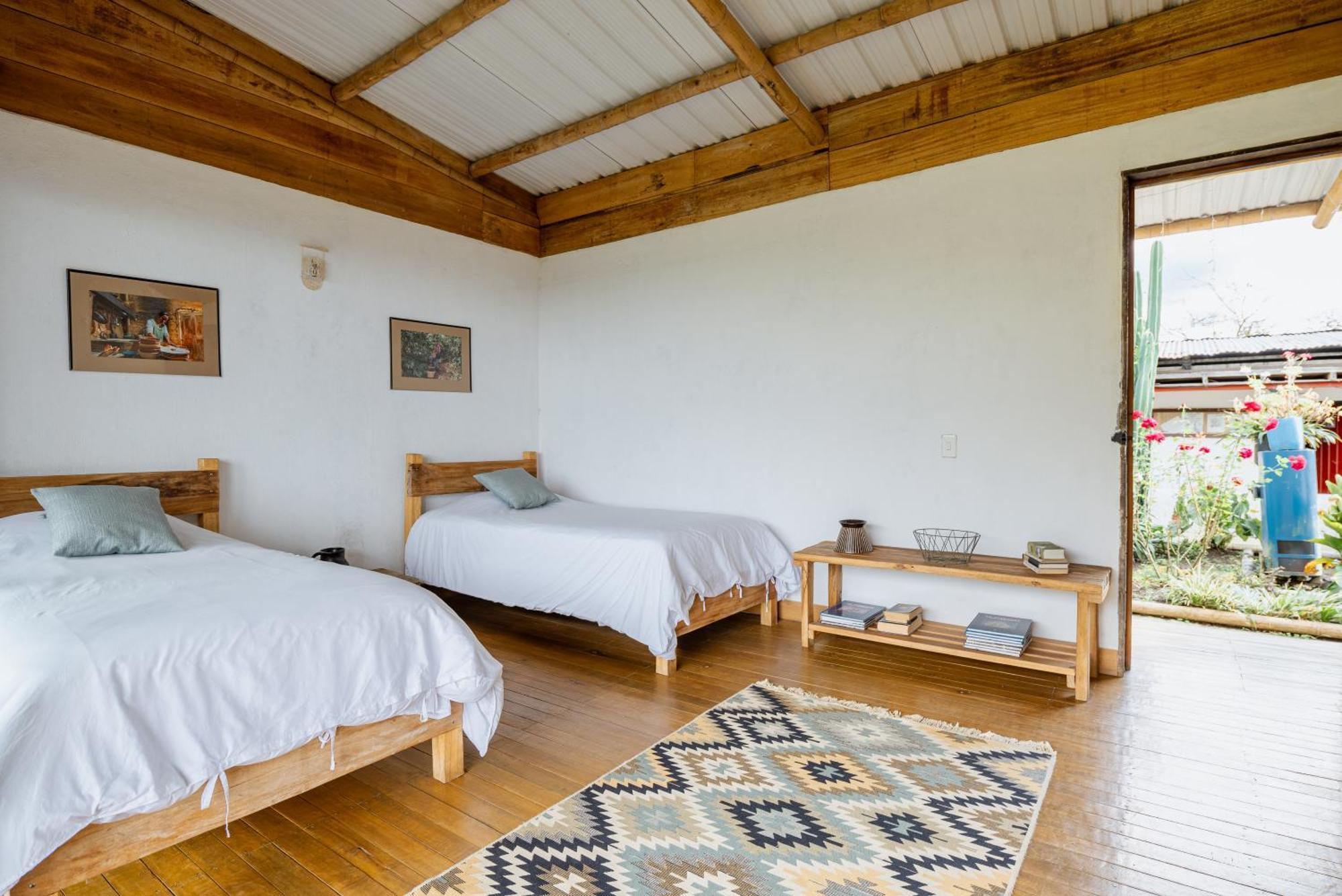El Fenix Coffee Otel Calarcá Dış mekan fotoğraf